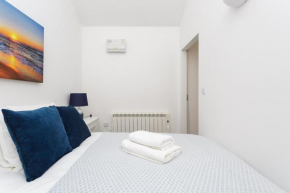 Stylish Self-Contained Annex near City Centre